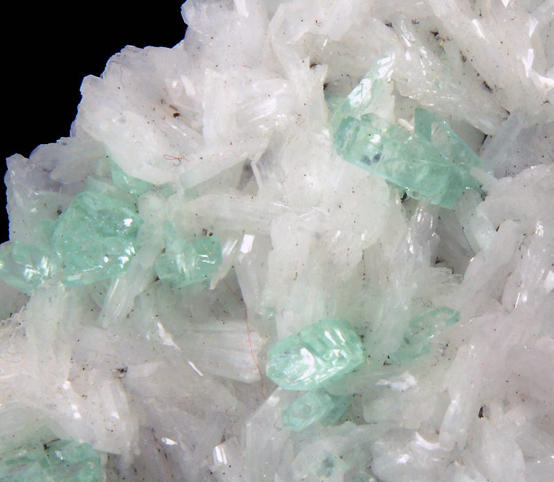 Fluorapophyllite, Stilbite - Ahmadnagar district, Maharastra, India