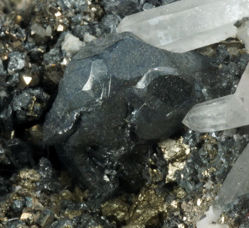 Acanthite, Quartz - Uchucchacua mine, Oyon, Peru