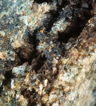 Magnesiohgbomite-2N2S (TL) - Ruoutevare, Kvikkjokk, ,Norrbotten, Sweden