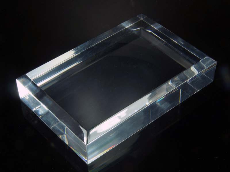 High quality plexiglas base with beveled edges - 120x80x25