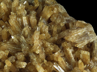 Clinozoisite - Angelina III mine, Pisco Province, Ica,Peru