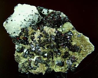 Ilvaite with Calcite and Quartz - Dal'negorsk (Dalnegorsk; Tetyukhe; Tjetjuche; Tetjuche), Kavalerovo Mining District, Primorskiy Kray, Far-Eastern Region, Russia