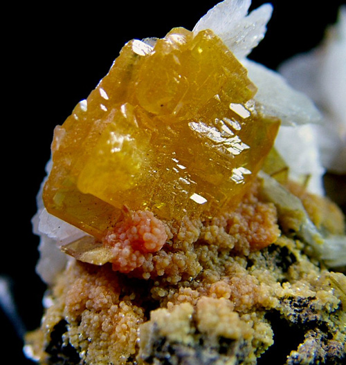 Wulfenite with Baryte and Mimetite - San Francisco Mine (Cerro Prieto Mine), Cerro Prieto, Cucurpe, Mun. de Cucurpe, Sonora, Mexico