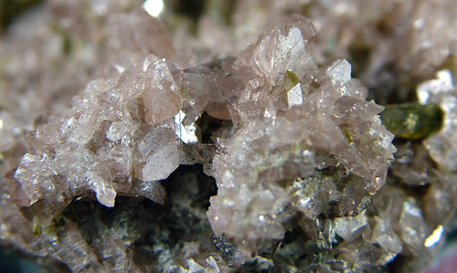 Axinite with Epidote - Bourg d'Oisans, Isère, Auvergne-Rhône-Alpes, France