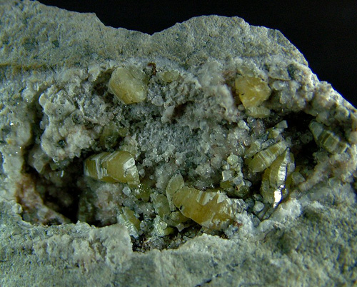 Weloganite - Francon quarry, Montréal, Québec, Canada