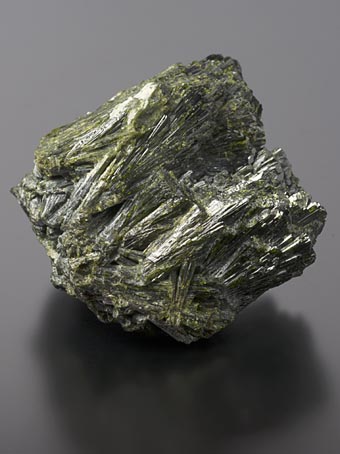 Epidote - Kharan, Beloucistan, Pakistan
