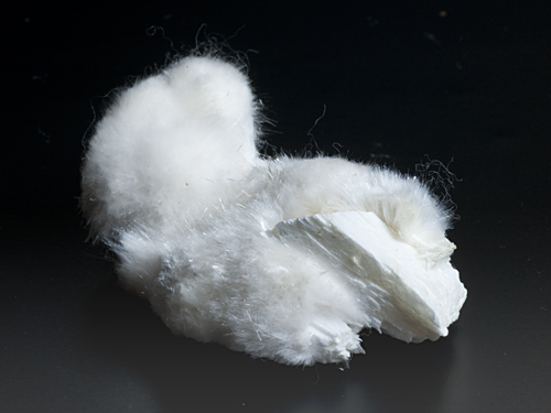 Laumontite, Okenite - Poona, Maharashtra, India.