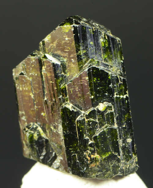 Epidote - Traversella, Chiusella valley, Ivrea, Province of Torino, Piedmonte, Italy