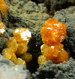 Vanadinite - Taouz, Er Rachidia Province, Dra-Tafilalet Region, Morocco