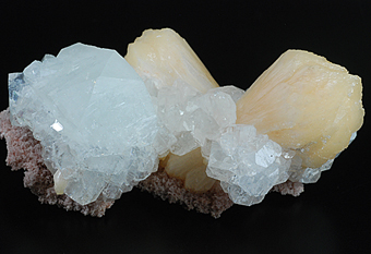 Stilbite and apophyllite - Jalgaon distr. - Maharastra - India
