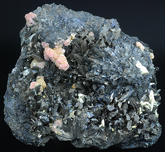 Arsenopyrite. rhodochrosite and quartz - Pachapaqui distr. - Bolognesi prov. - Ancash dept. - Peru