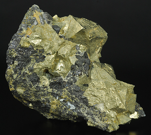 Pyrite and magnetite - Brosso mine - Cálea - Léssolo - Canavese distr. - Torino prov. - Piedmont - Italy