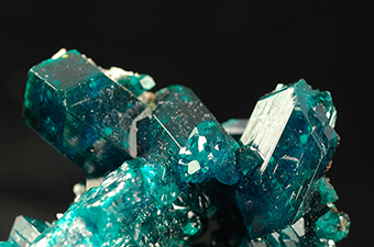 Dioptase - Altyn-Tyube dioptase deposit - Altyn-Tyube area - Kirghiz Steppes - Karagandy prov. - Kazakhstan