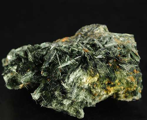 Traversellite (var. of diopside) - Traversella mine - Traversella - Chiusella valley - Canavese distr. - Torino prov. - Piedmont - Italy