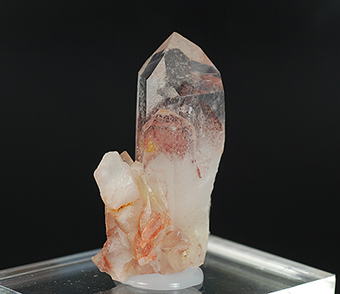 Quartz with hematoid phantom - Hyderabad Distr. - Telengana - India