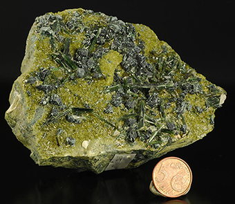 Diopside and epidote - Marky Khel - Spin Ghar Range - Khogyani Distr. - Nagarhar - Afghanistan