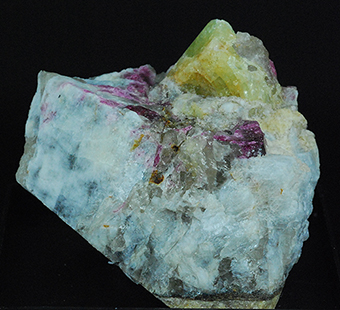 Londonite - Manapa - Betafo Distr. - Vakinankaratra Region  Antananarivo prov. -  Madagascar