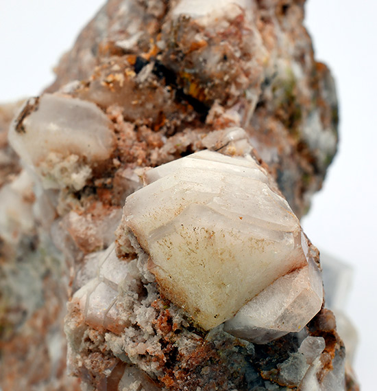 Aragonite var. Tarnowitzite, Tsumeb mine, Tsumeb, Otjikot, Namibia