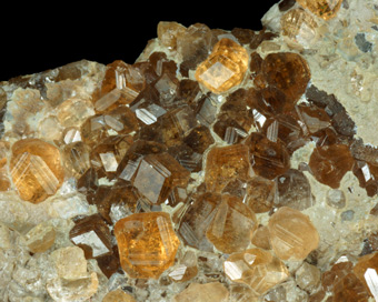 Grossular Garnet - Jeffrey Mine, Asbestos, Les Sources RCM, Estrie, Qubec, Canada