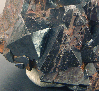 Martite - Samuteba Mine, Samuteba - Zambia