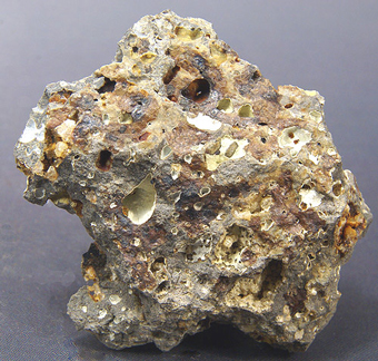 Paulingite-Ca - Vinařice, Kladno - Czech Republic