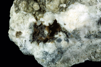 Hochelagaite - Poudrette quarry, Mont Saint-Hilaire, Qubec, Canada