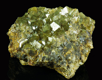 Andradite var. Garnet, Stanley Butte area, Arizona, USA