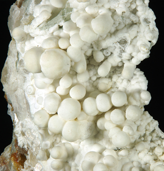 Aragonite on baryte - Sa Corona e Sa Craba, Iglesias, Sardinia, Italy