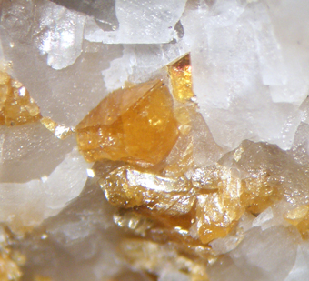 Fluorcalcioromite (TL) - Starlera mine, Starlera Valley, Grischun, Switzerland