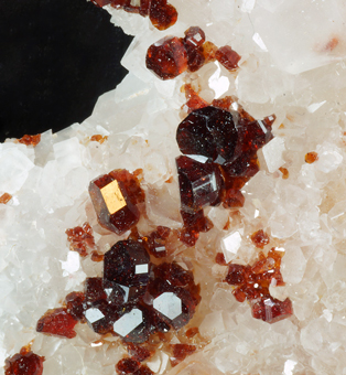 Uvite, Svambergite on Magnesite - Serra das guas, Brumado, Bahia, Brazil