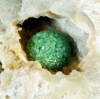 Variscite - Ribeiro Cascalheira, Mato Grosso, Brazil