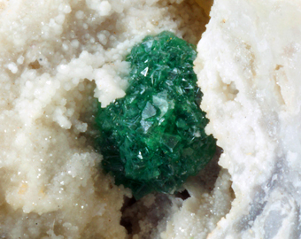 Variscite - Ribeiro Cascalheira, Mato Grosso, Brazil