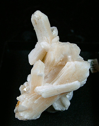 Stilbite-Na - Punta Santa Vittoria, Pula, Cagliari Province, Sardinia, Italy