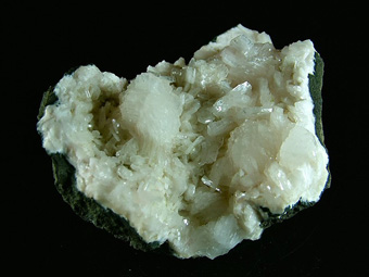 Goosecreekite with Epistilbite- Jalgaon District, Maharashtra, India