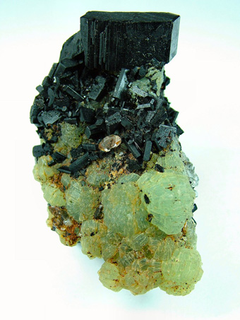 Babingtonite on Prehnite - Hongquizhen Quarry, Meigu Co., Liangshan Autonomous Prefecture, Sichuan Province, China