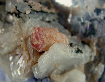 Pezzottaite, 