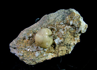 Stilbite-Ca and K-Feldspar var. Adularia - Miage Glacier, Veny Valley, Monte Bianco Massif (Mont Blanc Massif), Courmayeur, Aosta Valley, Italy