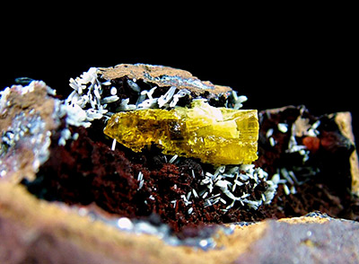 Legrandite with Aragonite - Ojuela Mine, Mapim, Mun. de Mapim, Durango, Mexico