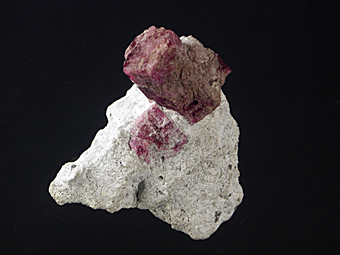 Beryl var. Red Beryl - Violet Claims mine, Wha Wha Mountains, Utah, USA