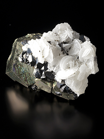 Calcite - Pasto Bueno, Ancash, Peru