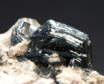 Hematite iron rose - La Fibbia, Saint Gotthard, Switzerland