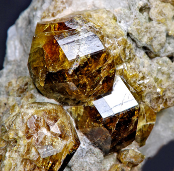 Vesuvianite - Dosso degli Areti, Braone, Camonica Valley, Brescia Province, Lombardy, Italy