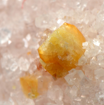 Crandallite - Brumado, Bahia, Brazil