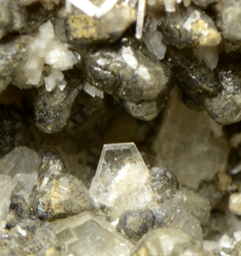 Yugawaralite - Crastu Muradu Quarry, Osilo, Province of Sassari, Sardinia, Italy