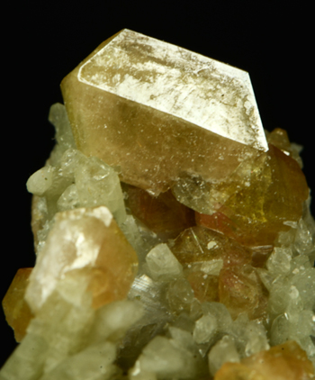 Clinozoisite - Lemie, Vi Valley, Lanzo Valleys, Torino Province, Piedmont, Italy