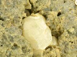 Liottite - Case Collina (Toscopomici quarry), Pitigliano, Grosseto Province, Tuscany, Italy