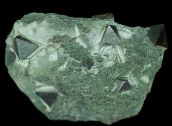 Magnetite - Salvere level - Brosso mine - Clea - Lssolo - Canavese distr. - Torino prov. - Piedmont - Italy