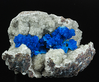 Cavansite, stilbite and calcite - Wagholi quarry - Poona distr. - Maharastra state - India