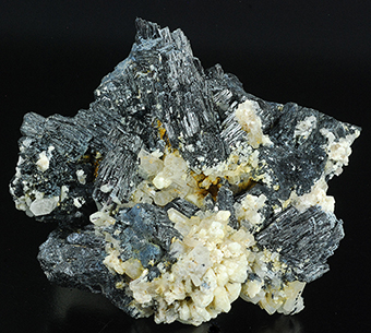 Foitite and beryl - Farm Erongorus - Erongo Mts. - Omaruru distr. - Erongo reg. - Namibia