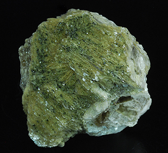 Greifenstenite, muscovite and albite - Xanda mine - Virgem da Lapa - Jequitinhonha valley - Minas Gerais - Brazil